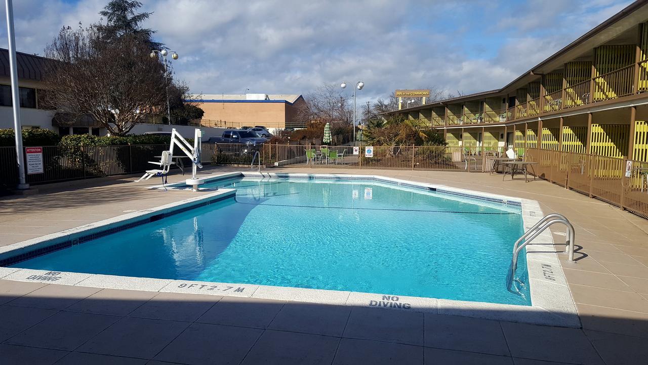 מדפורד Inn At The Commons מראה חיצוני תמונה