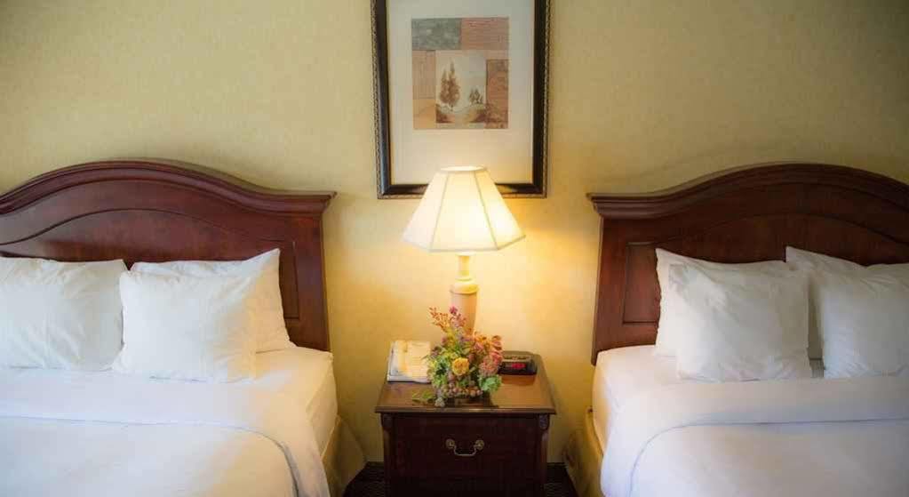 מדפורד Inn At The Commons מראה חיצוני תמונה