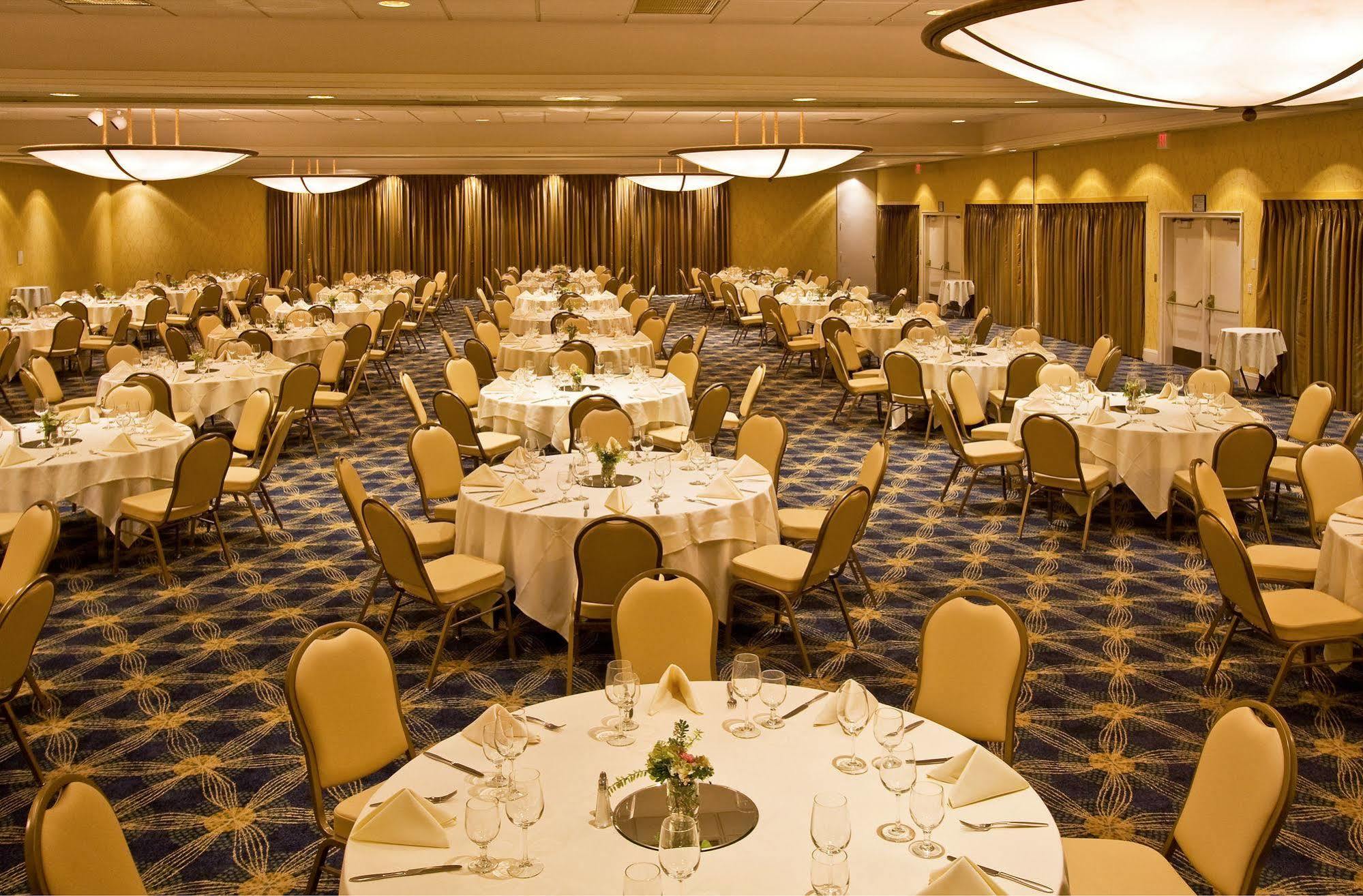 מדפורד Inn At The Commons מראה חיצוני תמונה