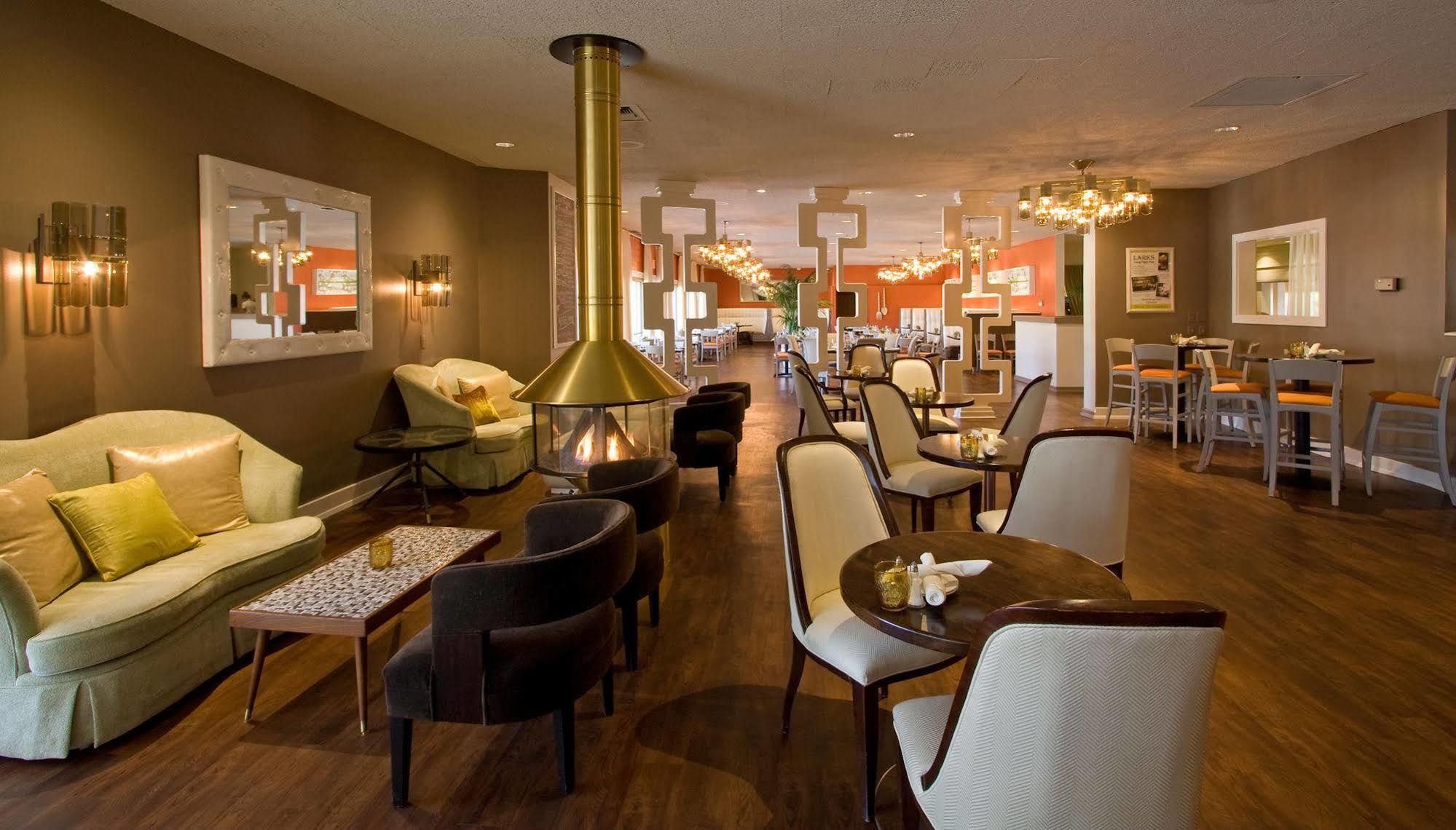 מדפורד Inn At The Commons מראה חיצוני תמונה