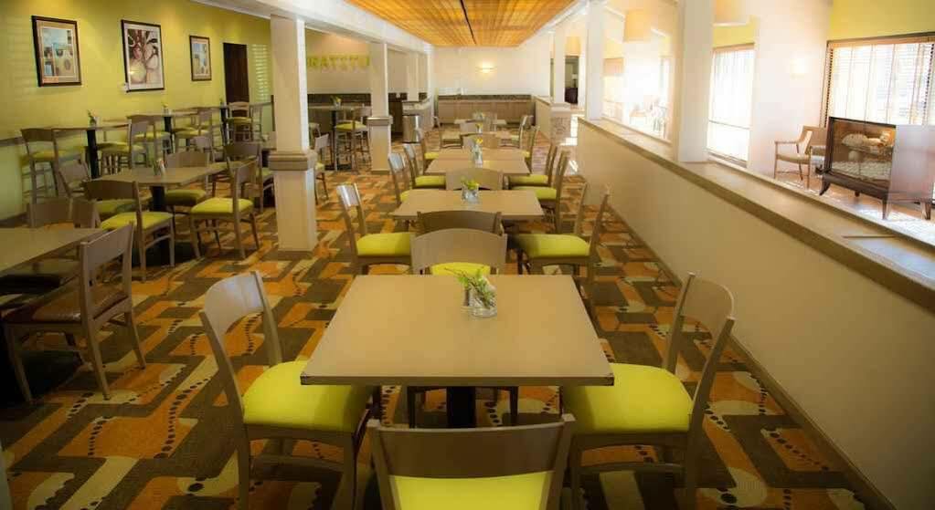 מדפורד Inn At The Commons מראה חיצוני תמונה